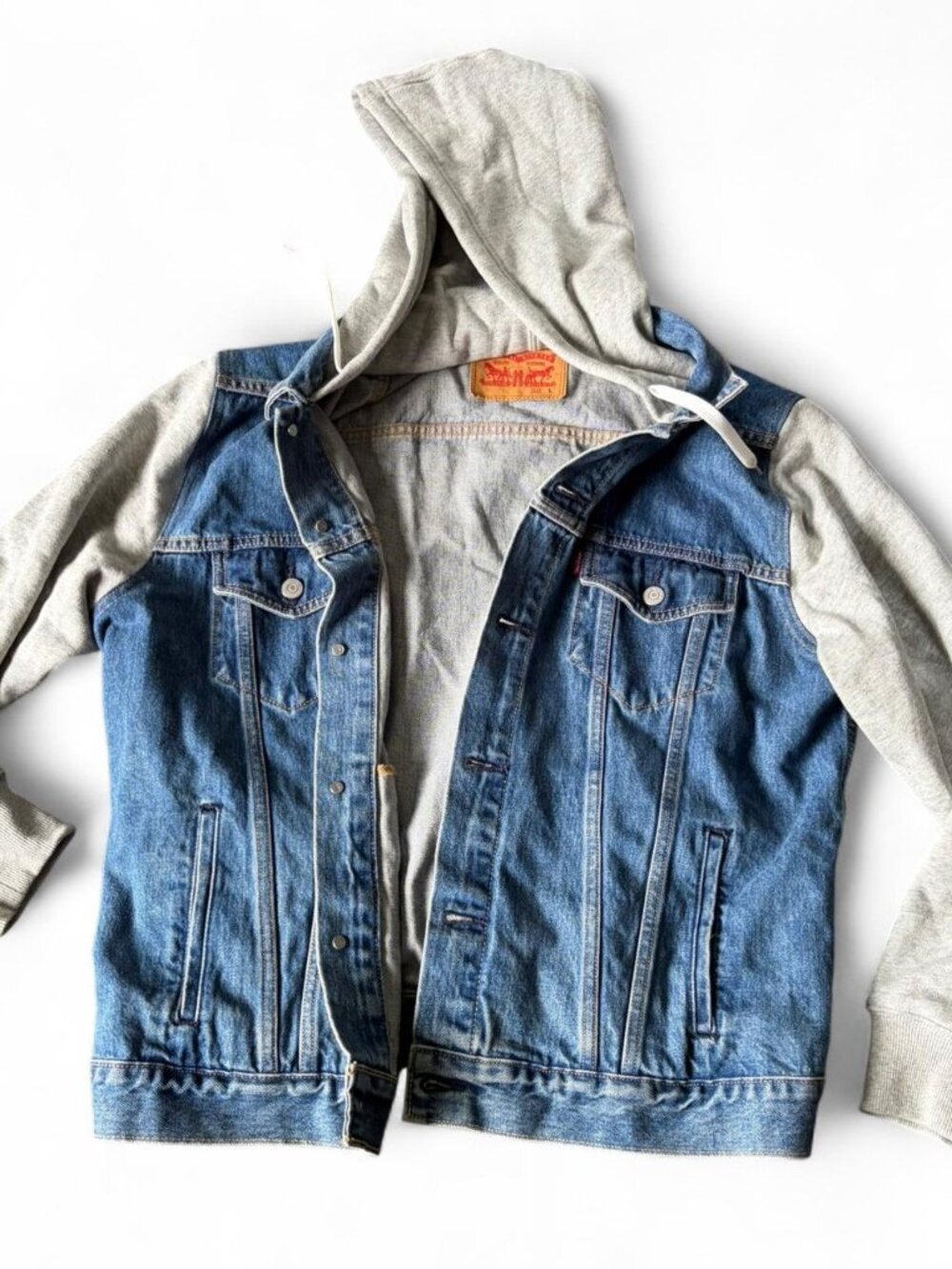 Levi's denim jacket with gray hoodie attached   Size large    Vintage y2k fall